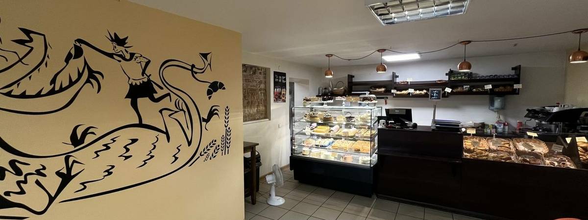 "Slibino slėptuvė", bäckerei-cafe